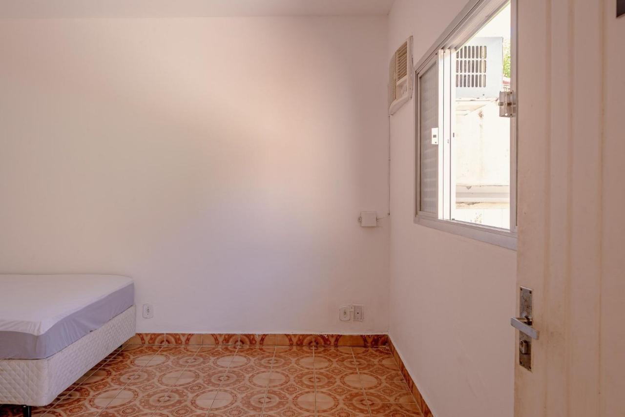 Casa com piscina em São Sebastião/SP 200m da praia Exterior foto